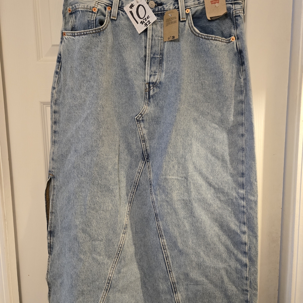 Levi's Light Blue Denim Skirt - Picture 7 of 7